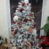 Díszített karácsonyfa