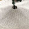 Karácsonyfa ala valo fehér szormeszonyeg