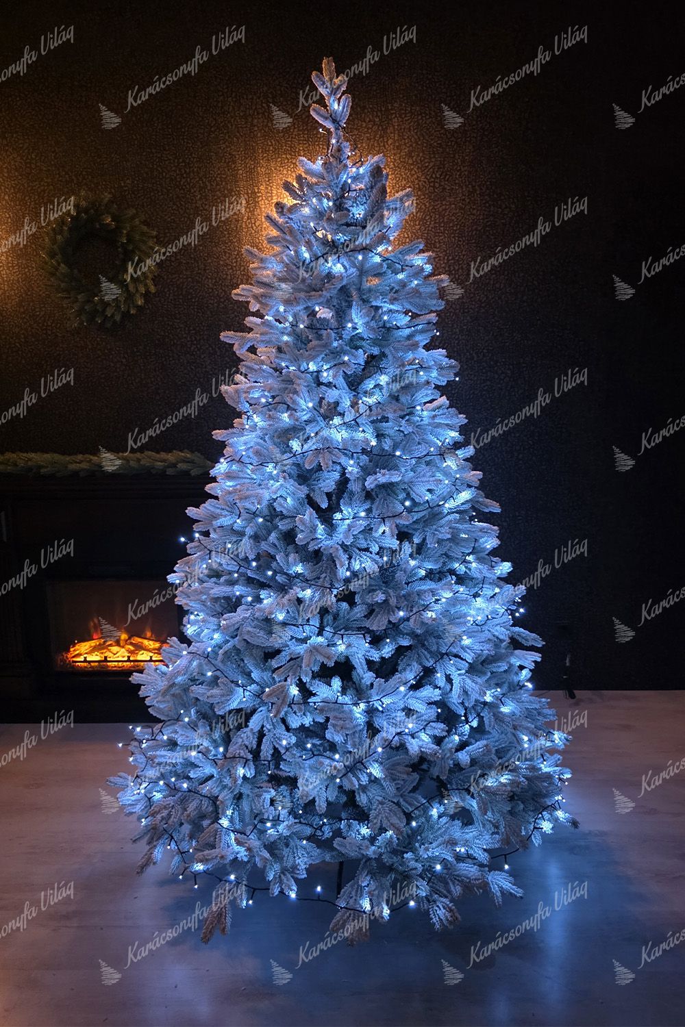 Karácsonyi LED világítás fára hideg fehér 35m 700LED